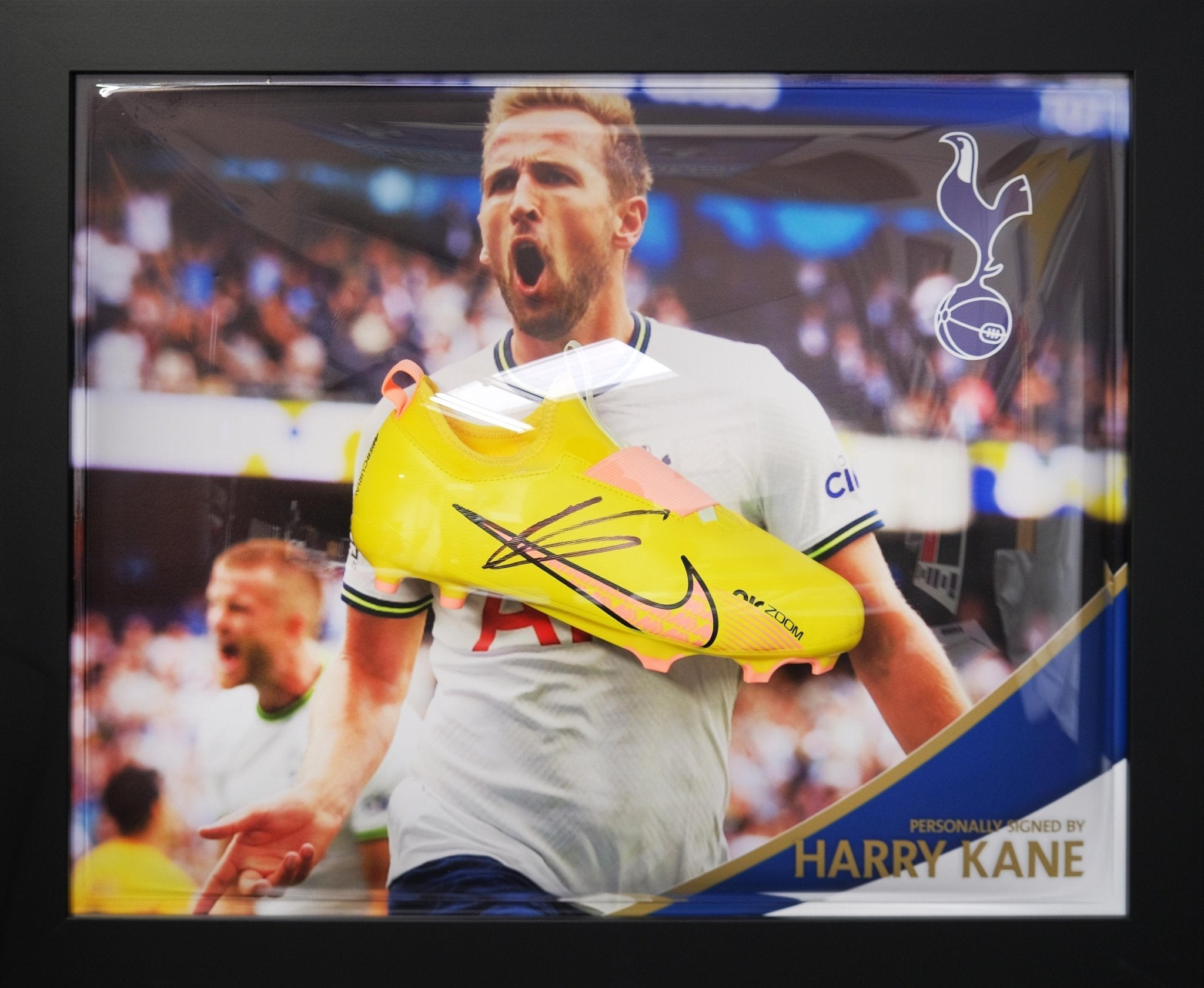 Harry Kane Signed Pink Spurs Boot Display - Memorabilia Framers Shop